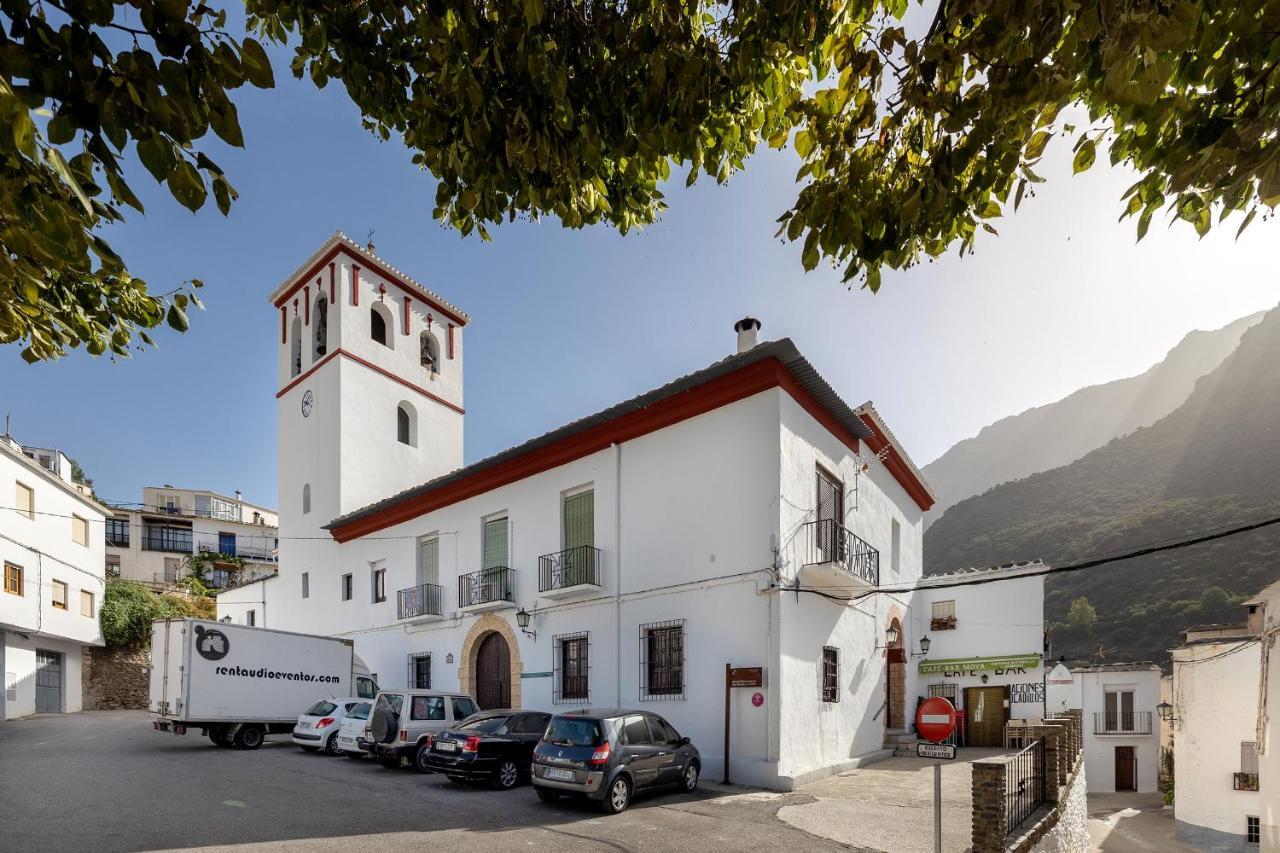 Casa Rural El Fuerte De Atabuey Trevelez Exterior photo