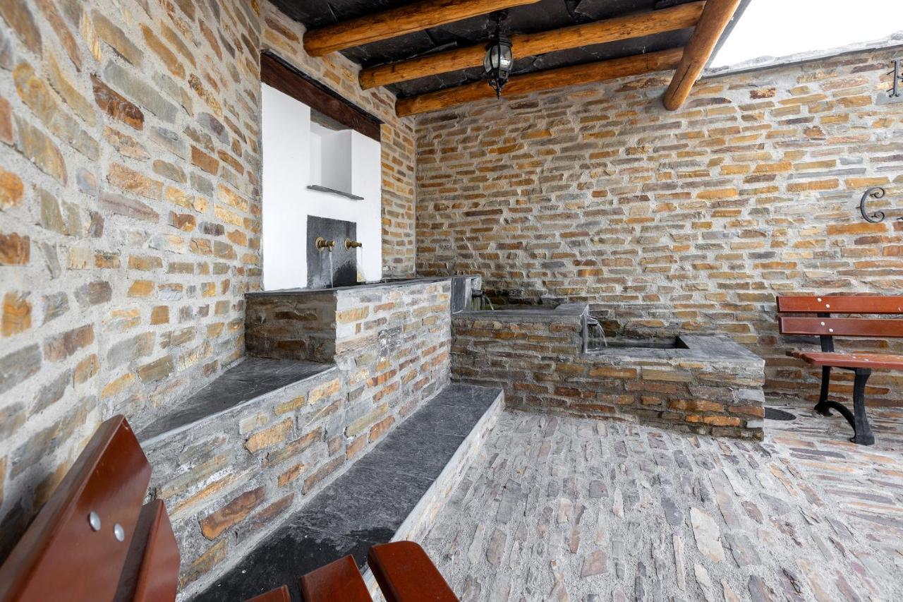 Casa Rural El Fuerte De Atabuey Trevelez Exterior photo